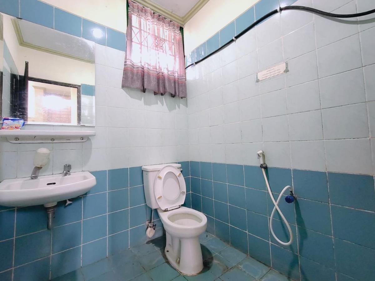 Villa Semesta Cikundul ภายนอก รูปภาพ
